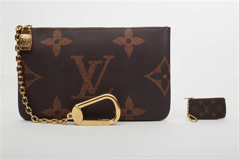 louis vuitton pochette cles pouch in cherry monogram vernis|louis vuitton pochette monogram.